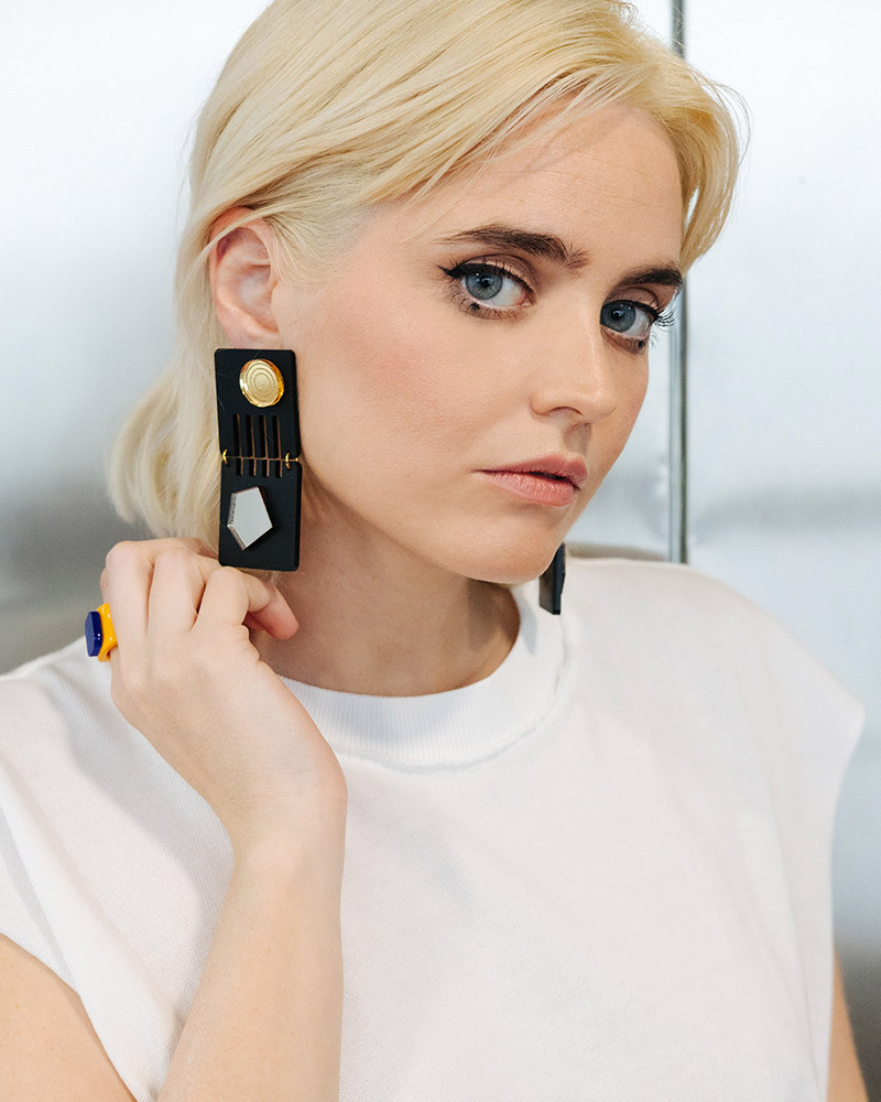 Maxi pendientes de metacrilato. ALMALEON. Joyas de autora. Artesanía contemporánea