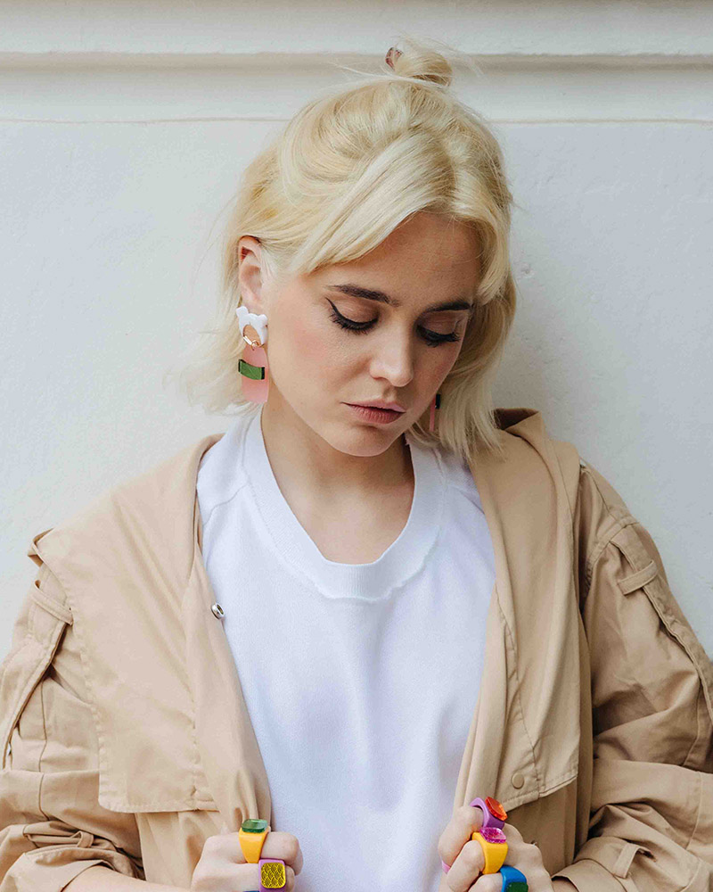 Maxi pendientes de metacrilato. ALMALEON. Joyas de autora. Artesanía contemporánea